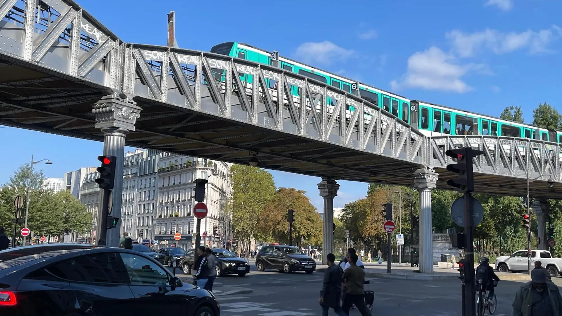 Meuble 10e Arrondissement Apartment *